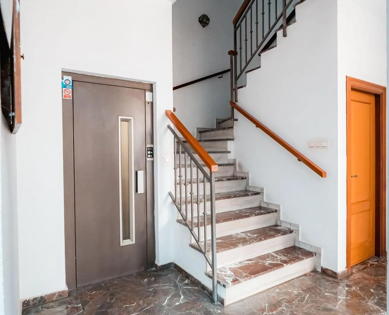Qh Gran Via 02 Apartment Granada Spain