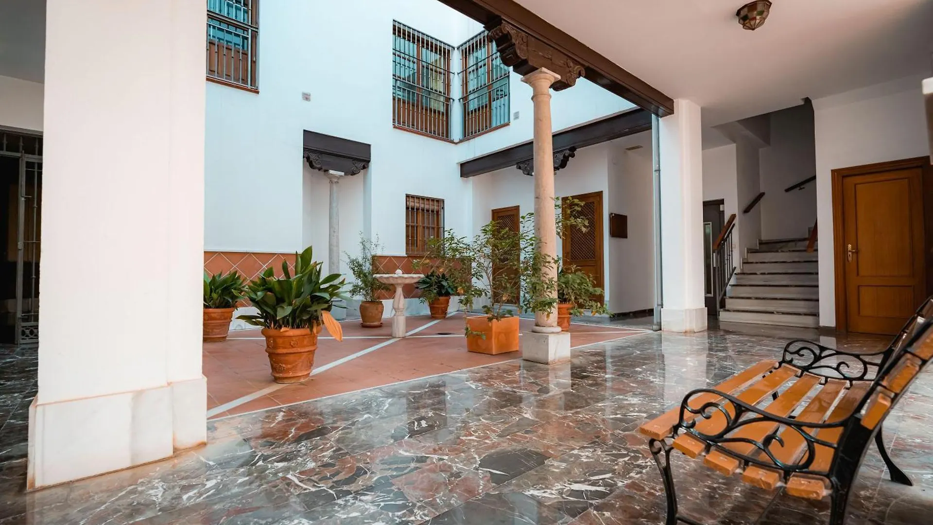 Qh Gran Via 02 Apartment Granada Spain