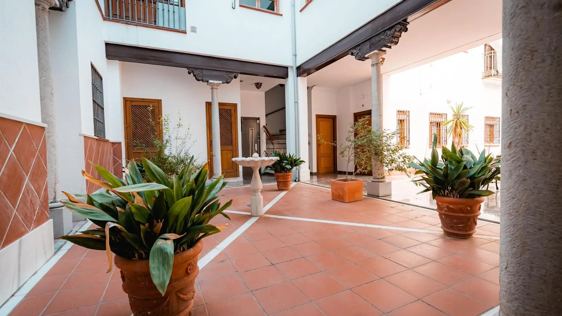 Qh Gran Via 02 Apartment Granada 0*,  Spain